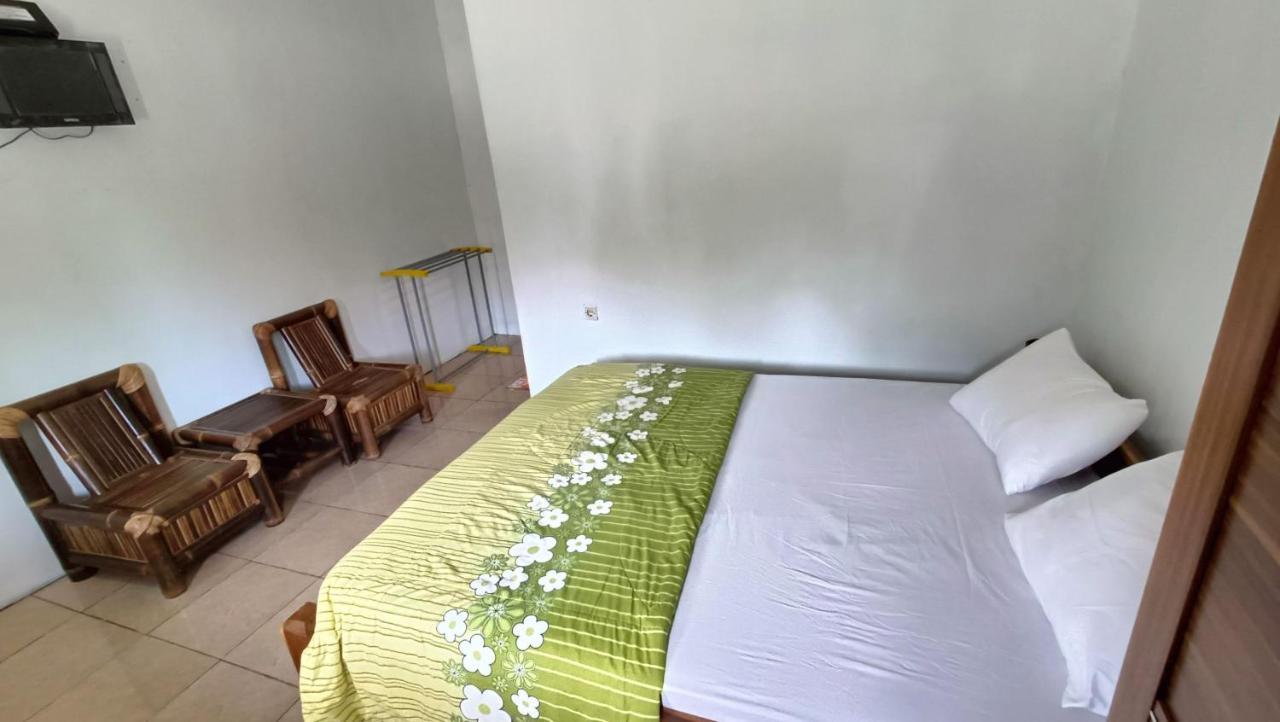 Jogo Segoro Homestay Mitra Reddoorz Near Pantai Sundak Gunungkidul Ngandong Exterior foto